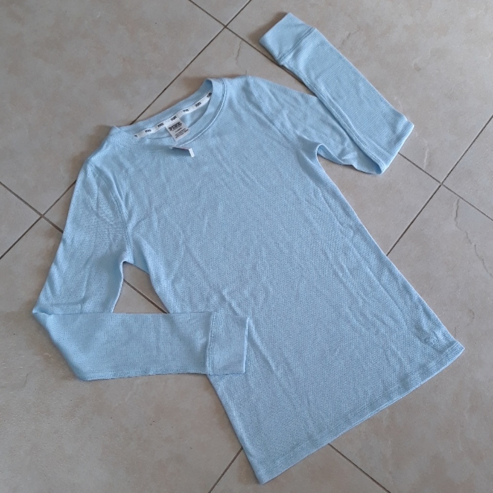 VS PINK soft baby blue thermal top - Picture 3 of 8